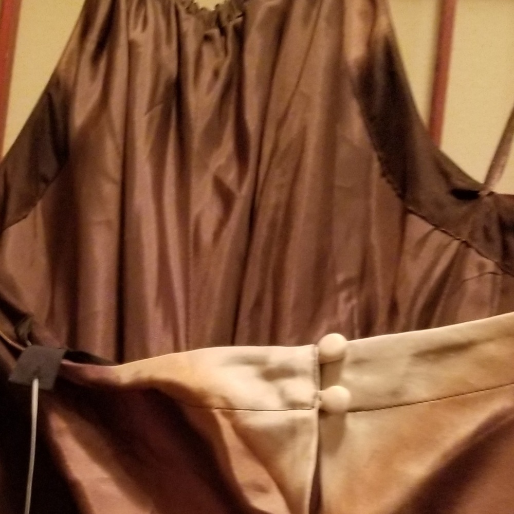 Dress - Picture 3 of 3